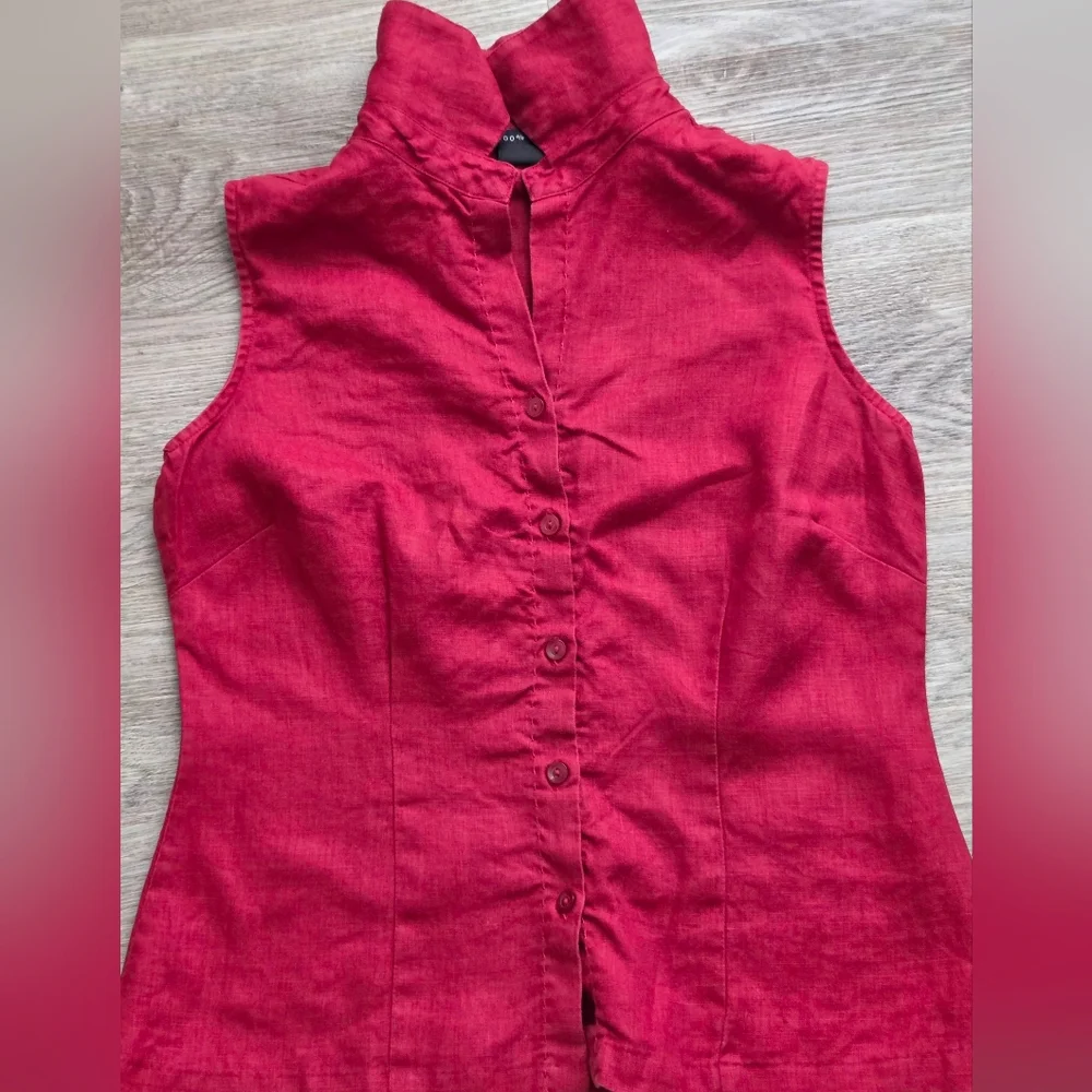 Red 100% Linen Sleeveless Button Front Blouse Size S - Picture 2 of 7